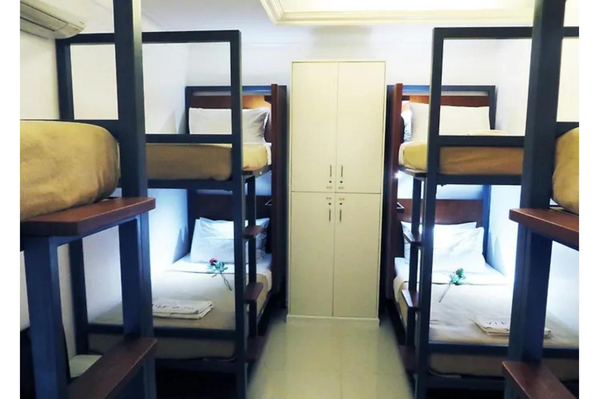 Townhouse Oak Vip Suites, Near Pnr Pasay Evangelista, Makati Manila Makati City Zewnętrze zdjęcie