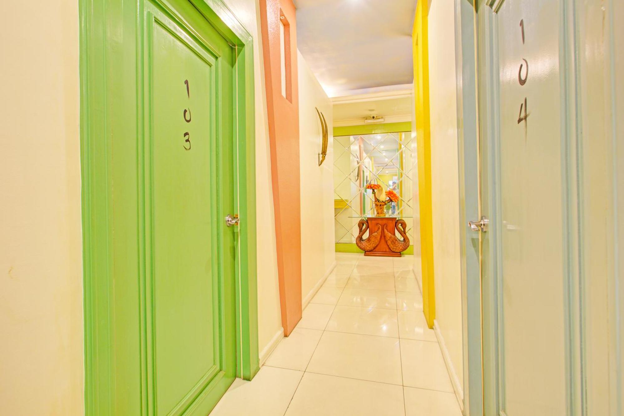 Townhouse Oak Vip Suites, Near Pnr Pasay Evangelista, Makati Manila Makati City Zewnętrze zdjęcie