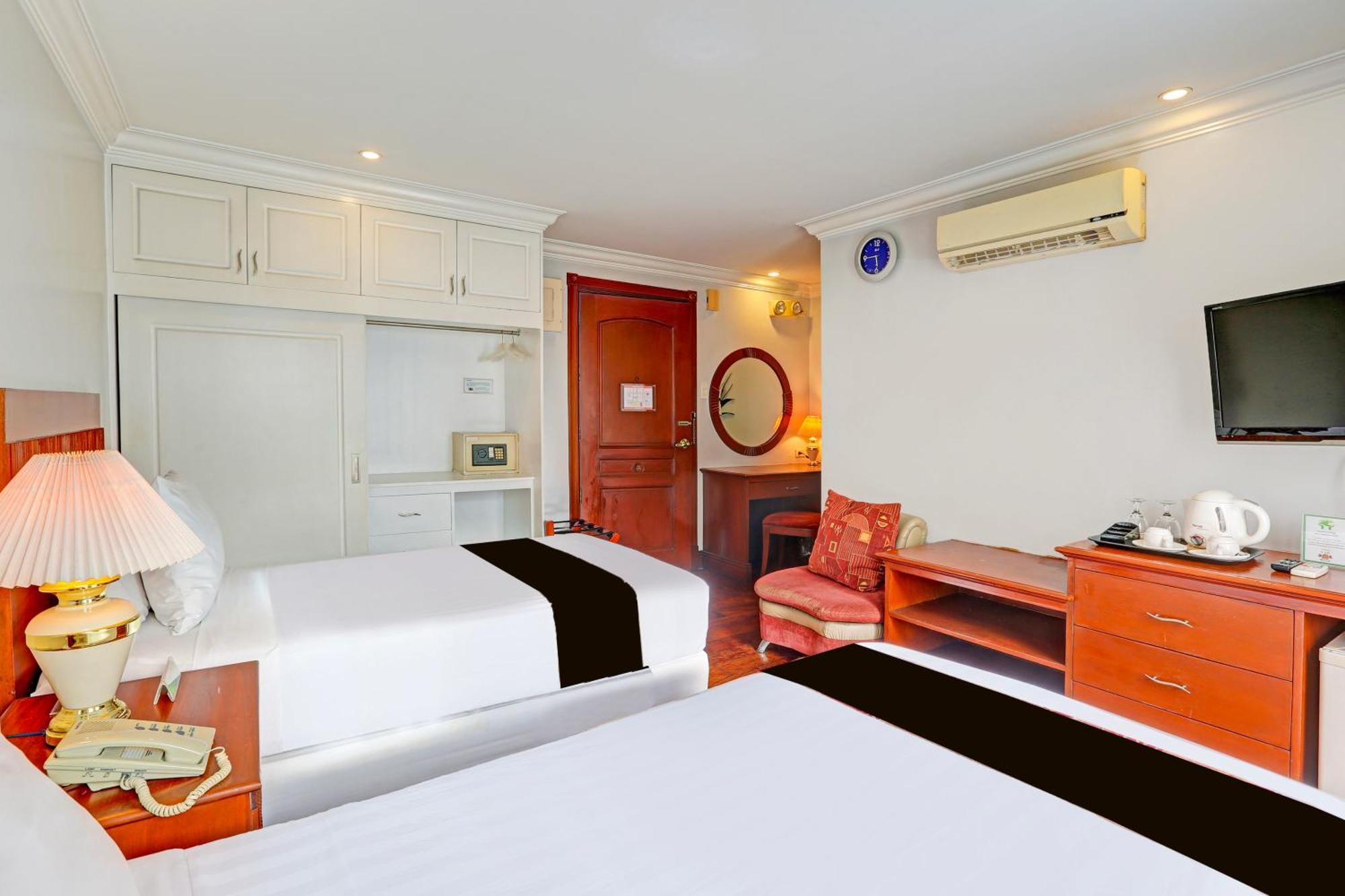 Townhouse Oak Vip Suites, Near Pnr Pasay Evangelista, Makati Manila Makati City Zewnętrze zdjęcie